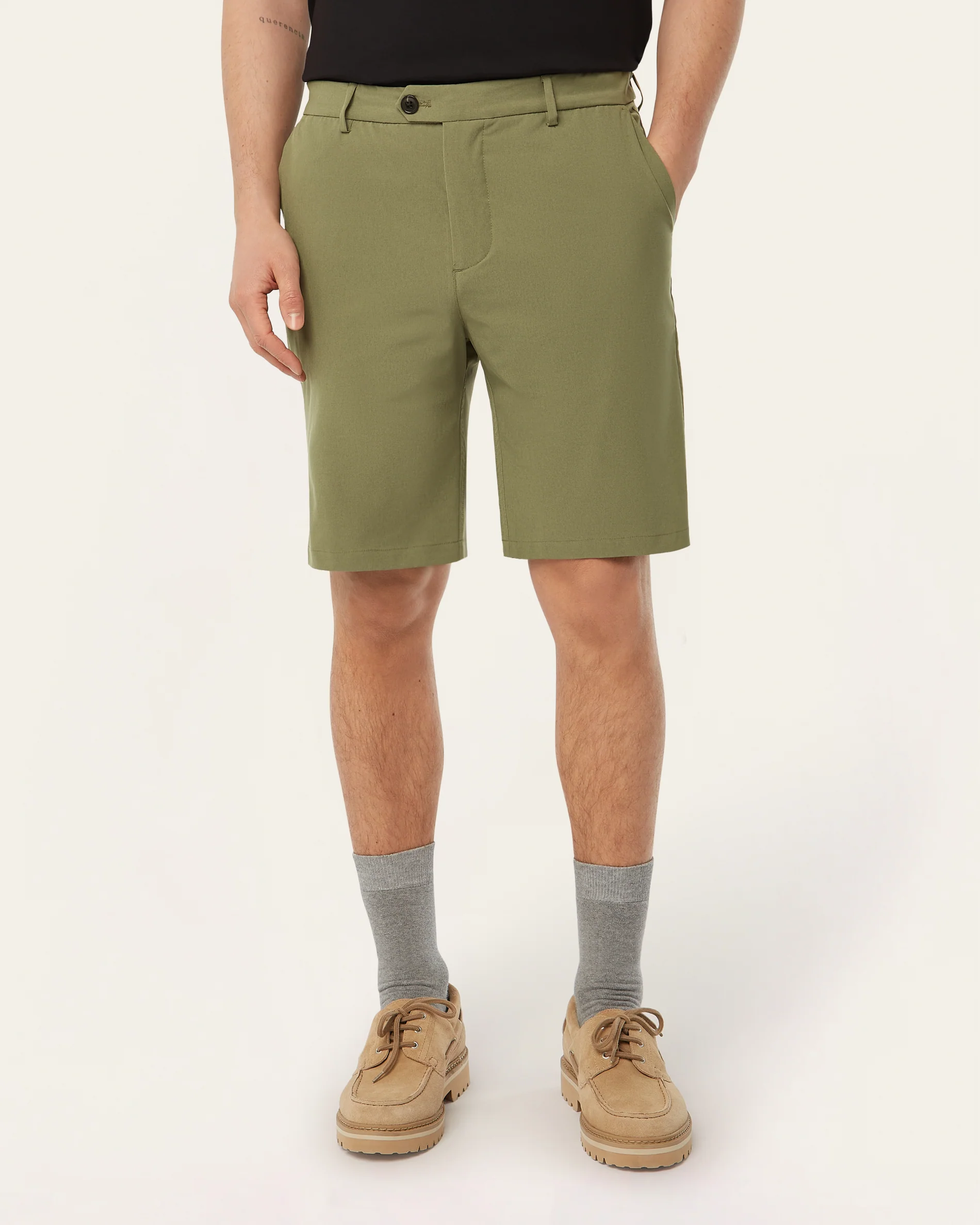 Light-weight shorts